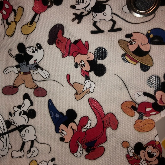 BRAND NEW Mickey Purse - Picture 2 of 3